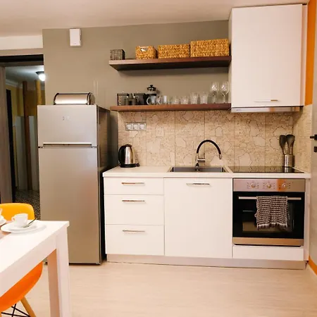 Venizelou Comfort & Living I